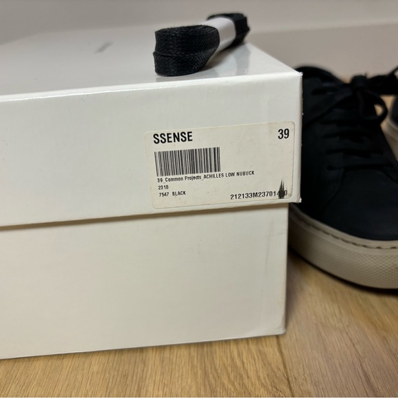 Common Projects Achilles Low Black Nubuck Leather Sneakers Men’s 39 EU / 6 US - Picture 9 of 11
